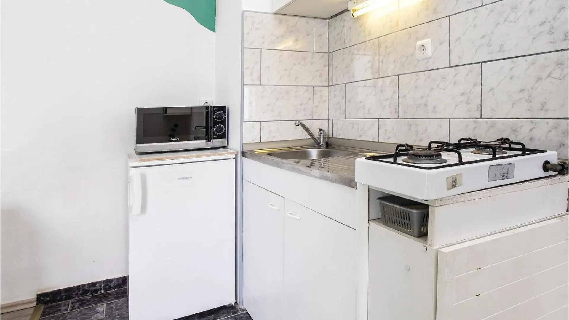Cozy Apartment In Split With Kitchenette Croatia