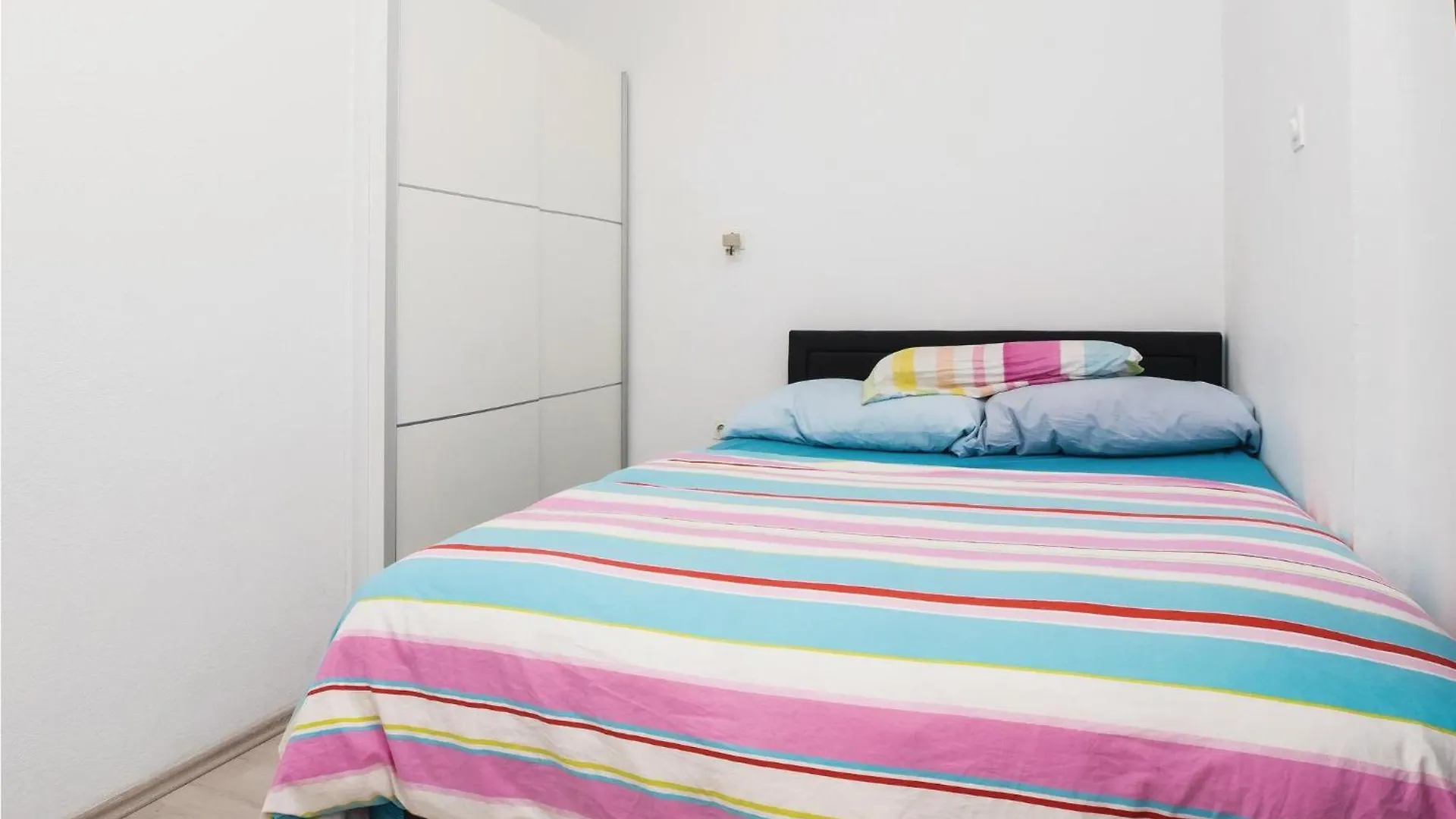 Cozy Apartment In Split With Kitchenette 0*,  Croatia